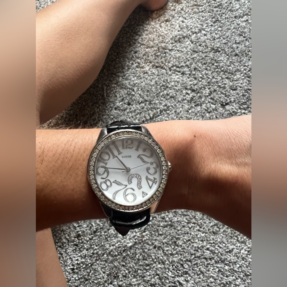 Womens guess watch